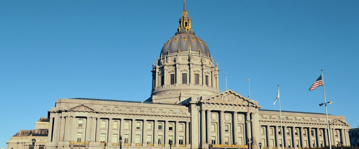 San Francisco city hall as the famous historical landmarks.